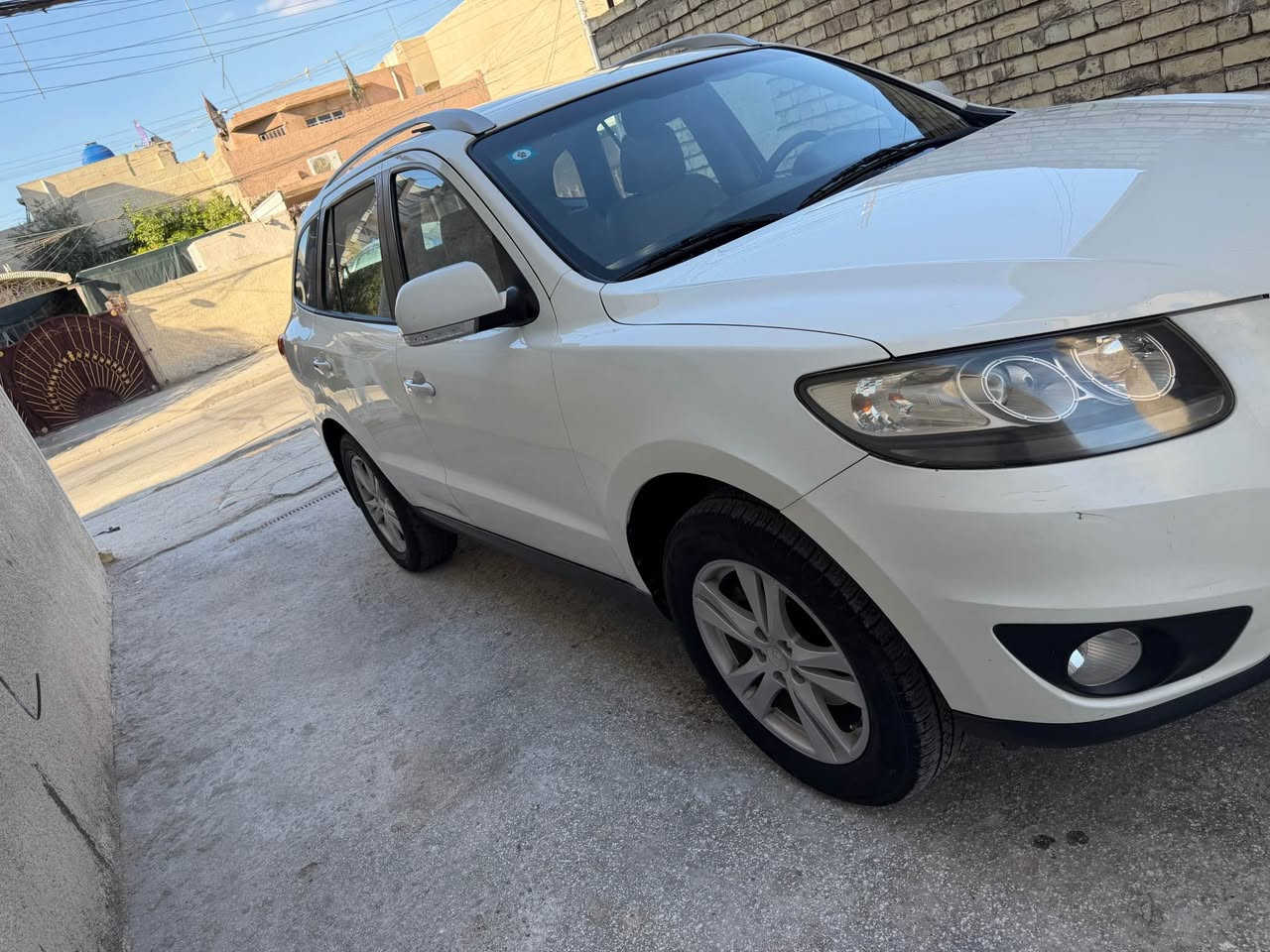 سنتافياخليجي مكفوله من الصبغ2011محرك6سلندر فول مواصفات بصمه فتحه كشن كهرباء 7راكب ثلاث قطع تبريدبيانو حساسات السعر157$مكاني بغداد***********/‭0770 736 5799‬ بغداد, العراق
