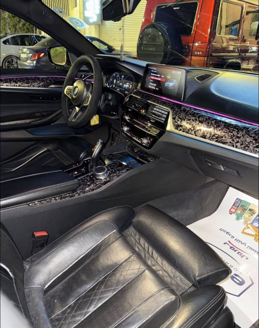 540i m package  2019
كلين تايتل

فول للاخير 

5 بردات 

5 كامرات

بيبان شفط

Adaptive lights اللايت يتحرك وية الستيرن

داتا شو

كشنات تدفئة تبريد ومساج

***********
