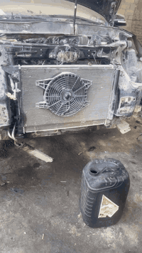 ورشة صيانة حسين الجنابي  
شوفرليت عام - اختصاص - اكاديا - ترافرس - كمارو 
السلام عليكم أخوانه الطيبين اليوم اجتي سياره اخونه محمد من اهلي البنوك طبعن السياره محركه كايم جفتنه المحرك بادوات اصلي وضمان وعدنه الضفيره وذان المحرك ورجعت السياره على وضع الشركه الفضل من رب العالمين اخوكم حسين الجنابي وبلخدمه متوفر جميع قطع غير ترافرس اكاديا .

عنوان
-طريق المعسكر زعفرانية -
-بعد مجمع الزهور-
-أول تقاطع مستشفى نادي
- ادخل الخدمي 
-جوار جامع العلي العظيم .
*********** 
موبايل واتساب
