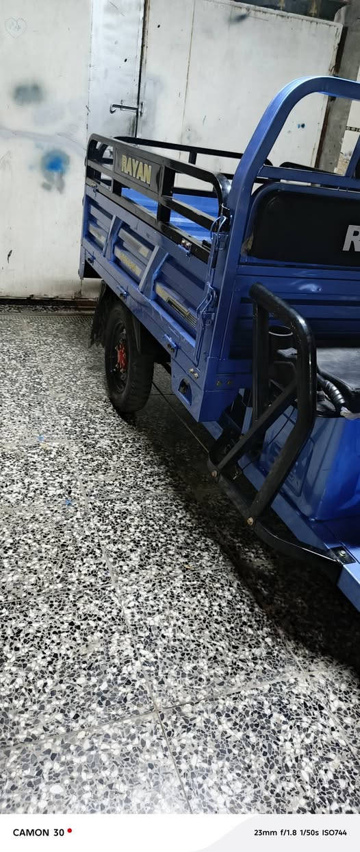 سلام عليكم ستوته شحن جديده موديل 26 حجم الكبير فحل البطاريات الدبل اي نقص مابيه ستوته جديده سعر 1450 شراي يراسل واتساب ***********
