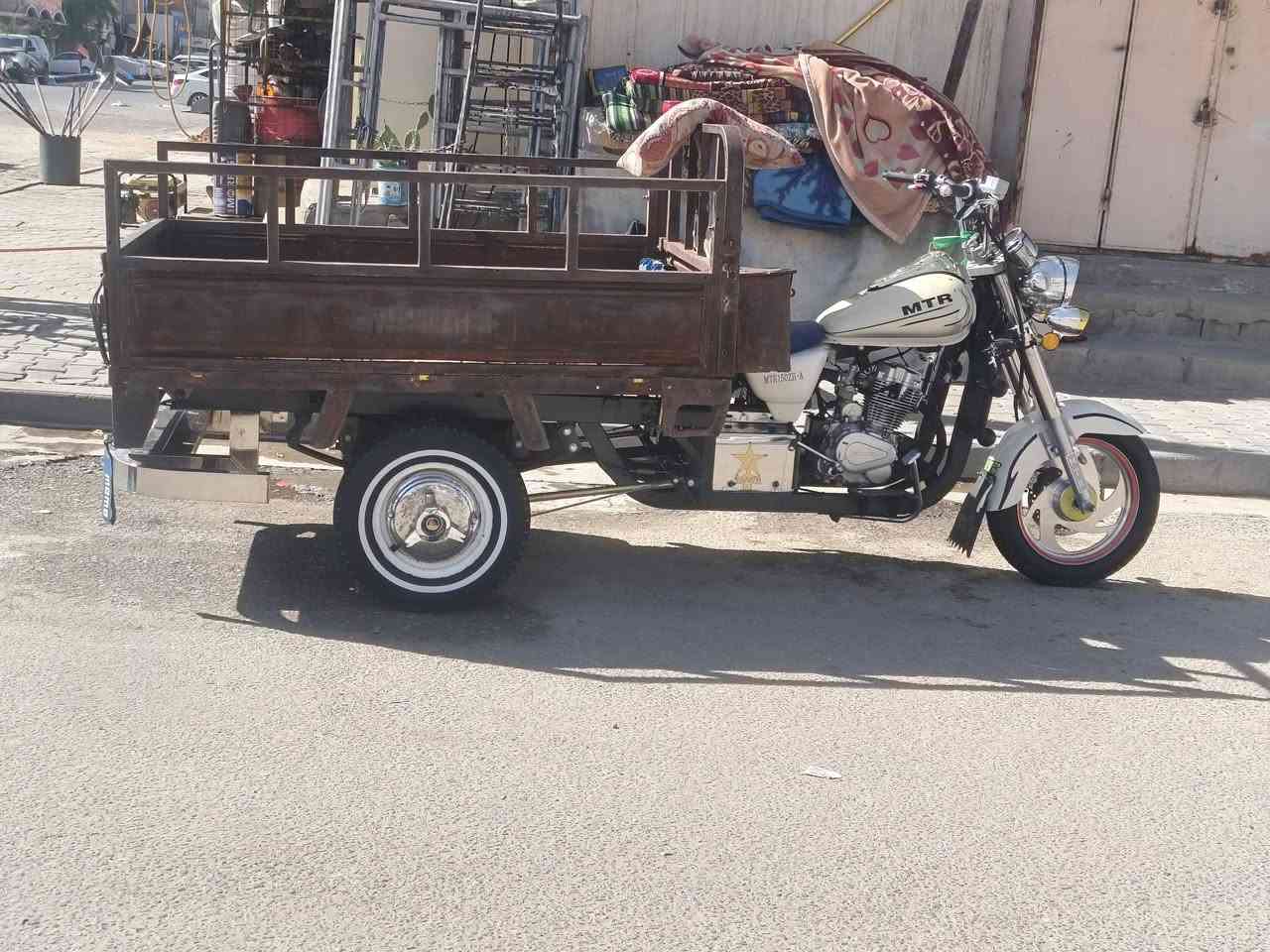 ستوته لبيع رقم كبل وجهك ويه رعيه رقم نكليزي درجه نضيف تجي شوف وتلب شراي يخابرني ***********
مديل 11 تعمير 25
شاصي مكفول مابيه لحيم  ستوته نشفه شراي يخابرني بعيوني
