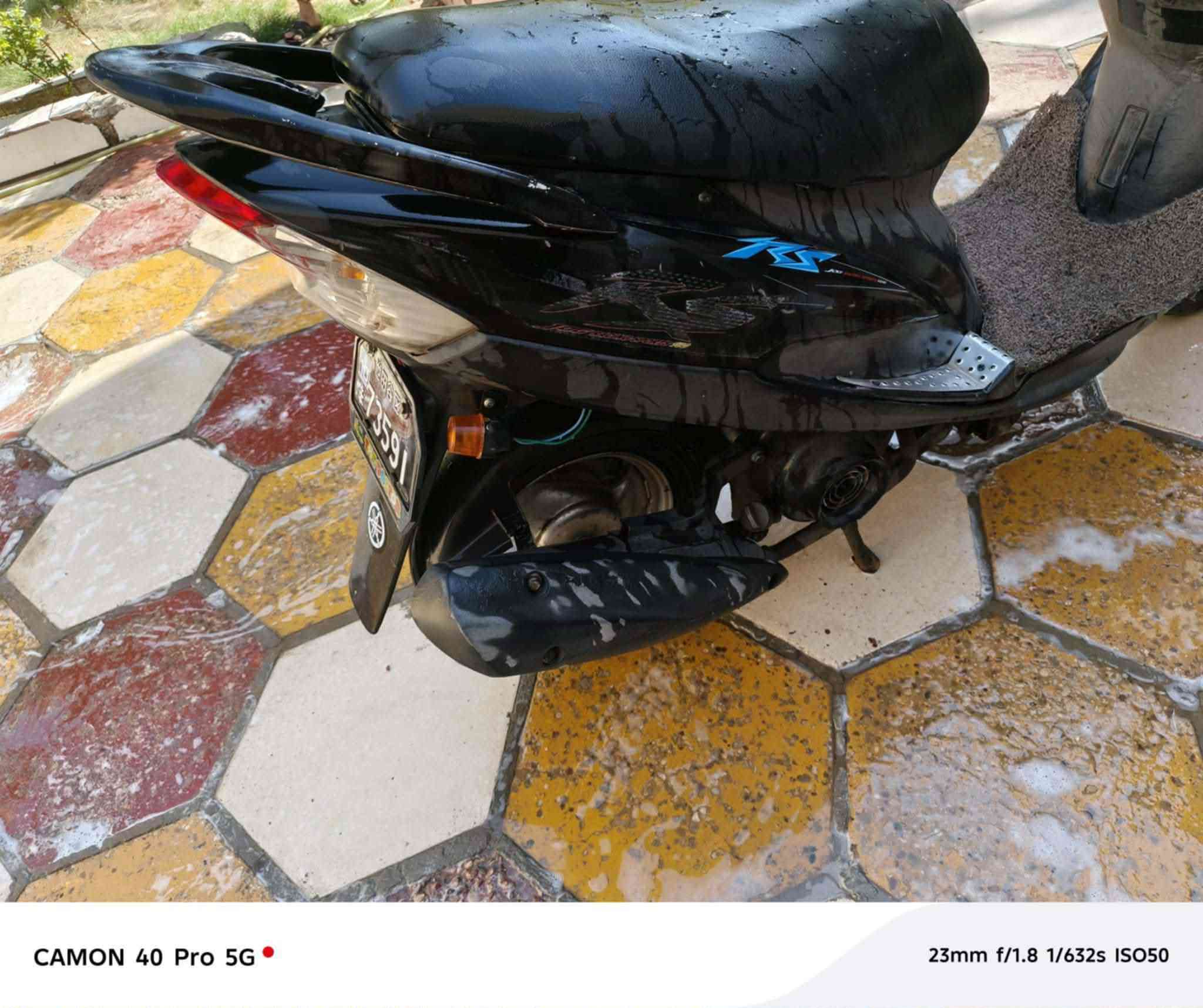 السلام عليكم دراجه ماكس عدله للبيع السعر خاص دراجه حلوه ونظيفه مكان الدراجه بابل قضاء هاشميه***********
