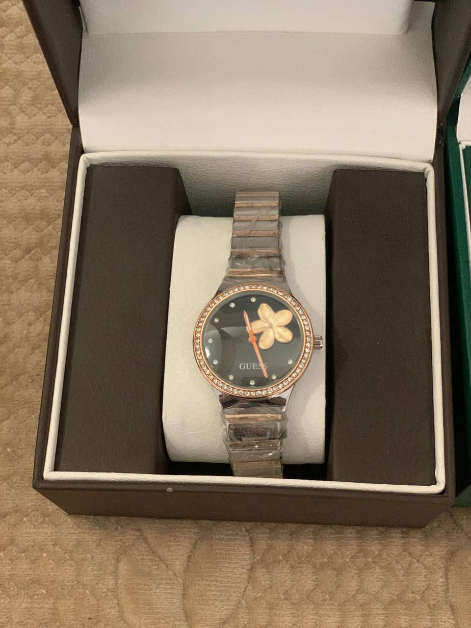 مرحبا ساعات نسائي رجالي  ونظارات رجالي ونسائي كوالتي عالي واسعار مناسبه


**إذا كنت صاحب هذا الإعلان وتريد حذفه لأي سبب، رجاءا أرسل رسالة إلى الدعم الفني**