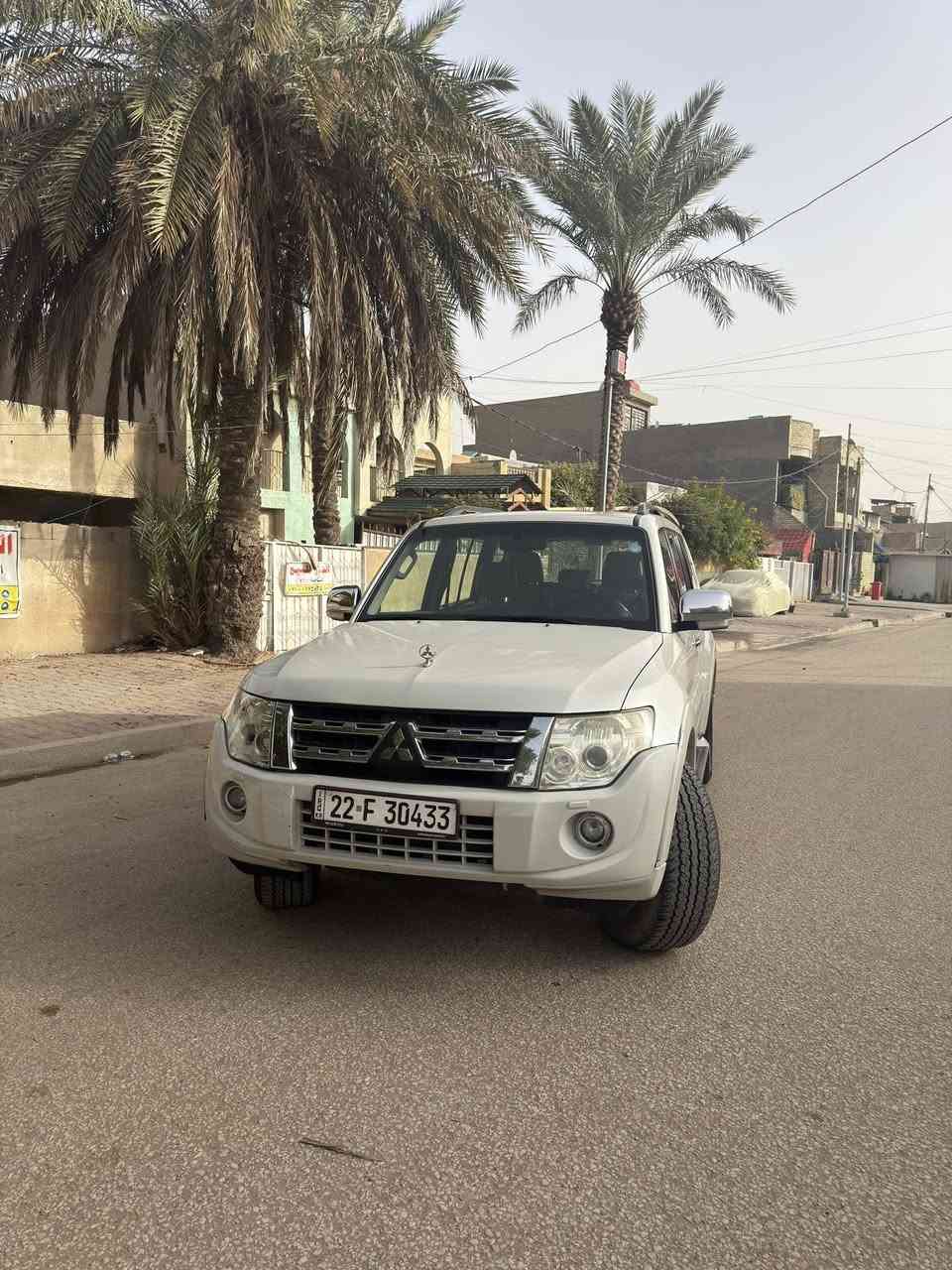 من رخصت الادمن
حياكم الله خواني 

باجيرو موديل 14 حبتور فول مواصفات 1/1  و فول نضافه السياره ايدي بيهة 
كفاله عامة ما عدا بارد خفيف و السونار موجود من ضمن الصور 
وارد خليجي  السياره على ايدي من 2014 اول ما نزلت 

محرك 6 سلندر 

3500

كشنات جلد كهربائيه 

فتحة

تحديد سرعه 

مري شفط 

تبريد 3 قطع ثلج ب الصيف 

حساس خلفي 

سيدي جنجر اقراص

ثلاجة 

تحكم ستيرن 

مكينه و كير كفاله عامه 

تخم تاير جديد و ادامه قبل سبوعين 

السياره خير من الله و ابد ما موكفتني 

العنوان بغداد الدوره 
 متواجد واتساب ***********
