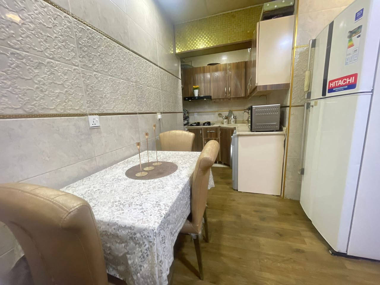 شقه 🏢للبيع في مجمع زهور🍁 بغداد  ( سريع 🛣محمد القاسم ) 80 متر طابق6 وبالمصعد  الخامس واصل منها المقدمه واقساط سنتين يعني 27 مليون💵 من اصل 116 السعر الكلي قسطها 470 الف 💸 مؤثثه بالكامل مع ديكورات السعر المطلوب 47 بيها مجال بسيط
‏‪***********‬‏ اتصل 🗣📲📞
مكلف بالنشر
