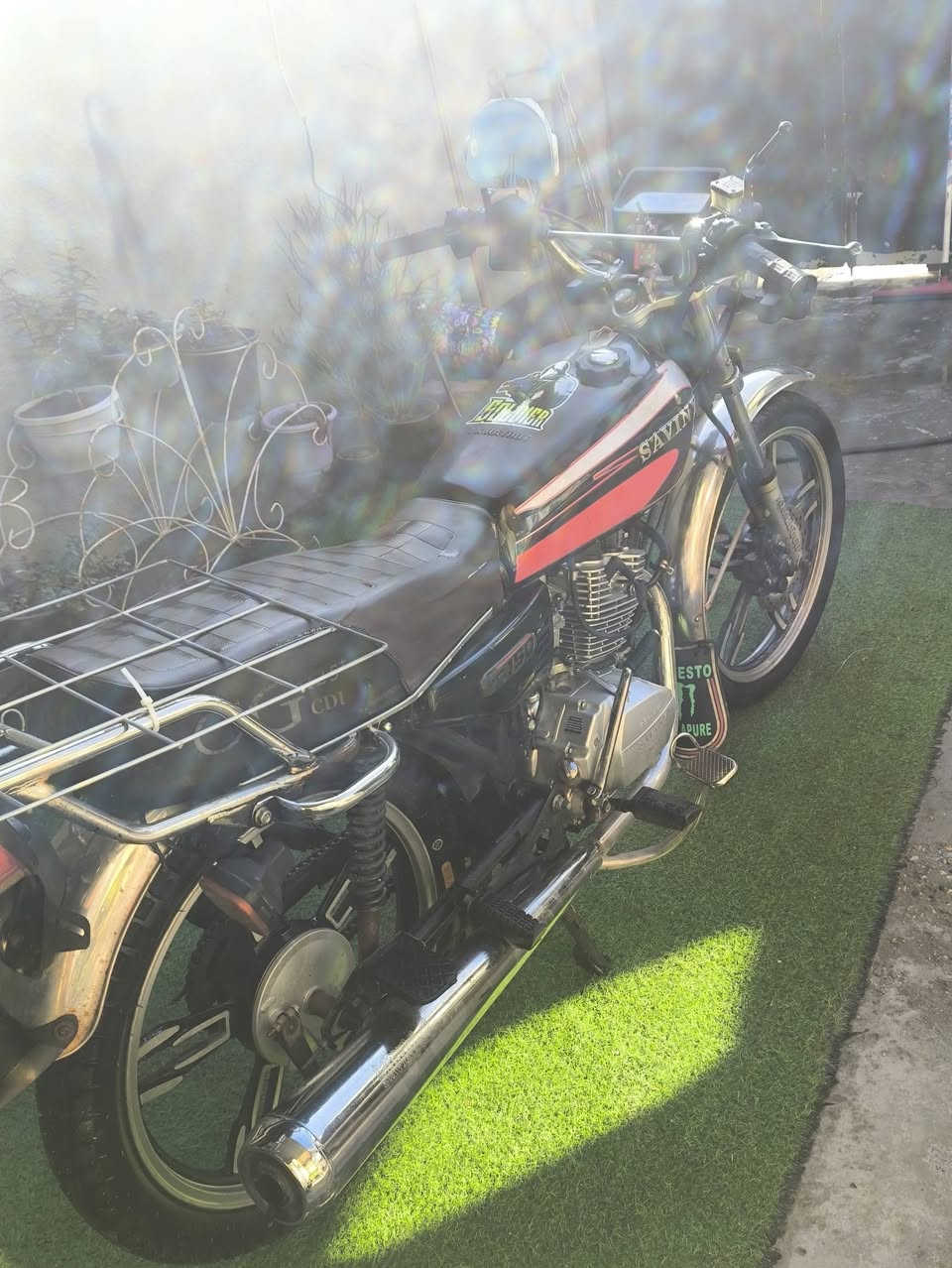 سلام عليكم دراجة سيفاني للبيع موديل 21 نضيفة كلش من ناحية المحرك ومن ناحية الكشر  اوراق اصولية كاملة سعرها 550 الف  بيها مجال شي بسيط للشراي لا تعاملني بل تلفون تعال وبيك خير وتدلل مكاني بغداد الدورة رقمي ***********
