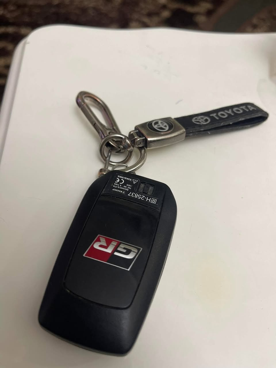 السلام عليكم
متوفر بصمه هايلوكسGR اصليه  اصليه فقط تبرمجها مال شركه للبيع 
بغداد 
رقم الهاتف ***********
