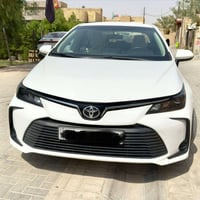 من رخصة الادمن كورولا خليجي موديل 24 رقم بغداد بانزين محرك 1.6 للبيع م...