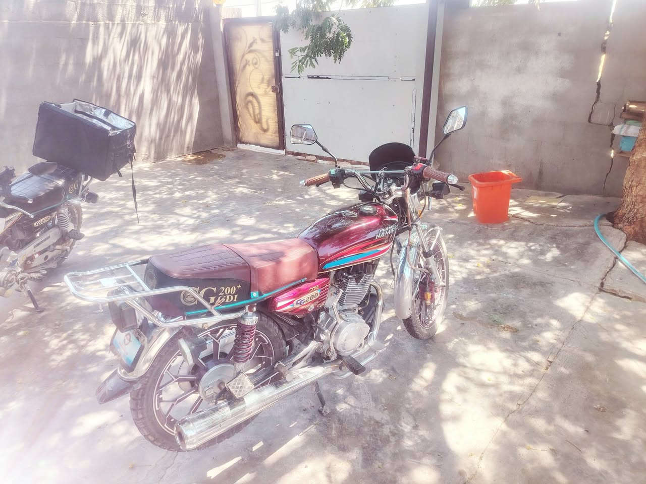 البيع نامه برو محسن باب اول
موديل 25 محرك 200cc

اوراق كامله مع المكاتبه مال شركه 
كهربايات اشاير شاشه كله شغال 
محرك مامفتوح
دراجه نضيفه محرك نضيف
وياله تايرات فول 
شاصي 25ومحرك25البلادي 
دراجه كامله 
المو شراي اعبر المنشور ولاتكسر بسعرهه 

سعر 725بي مجال 

رقم ***********

عنوان خانقين
