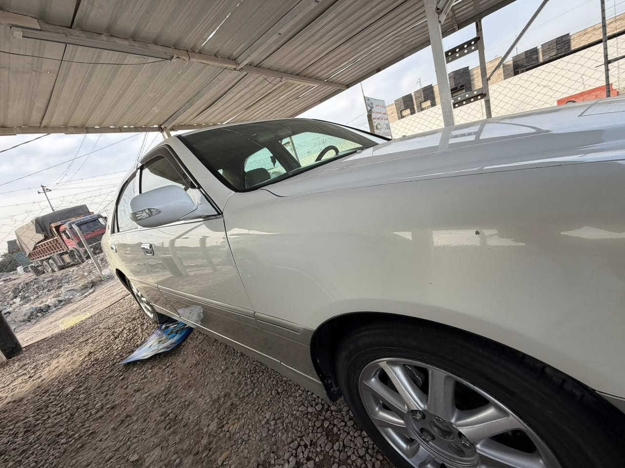 ملكه للبيع جديده كفاله مدفوع كمرك وضريبه جديده فتحه فول ديفور الجبير شاصي75 رقم بغداد تسجيل جديدقرار48 مكفوله من كص وضربه ونقل جثه  سياره جديده سعرها105 شراي يخابرني***********
