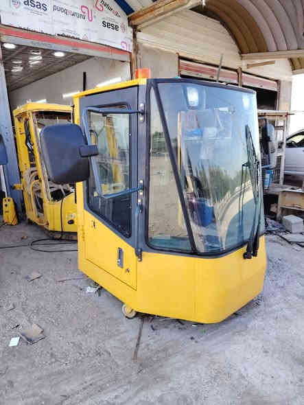 كوماتسو 100
***********
***********
