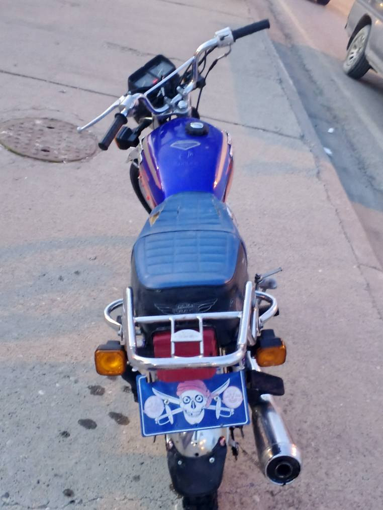 السلام عليكم اخوان تايكر موديل 21ما مفتوح ماطور كله شغال وكله اصلي للبيع السعر 425 وبيه مجال ***********
