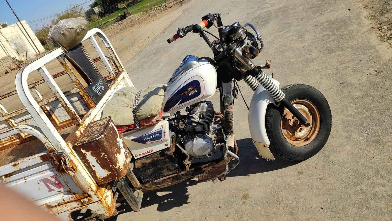 للبيع 2019 السعر. مليون و 500 وبيها مجال المكان غراف  الشراي يتصل. ***********
