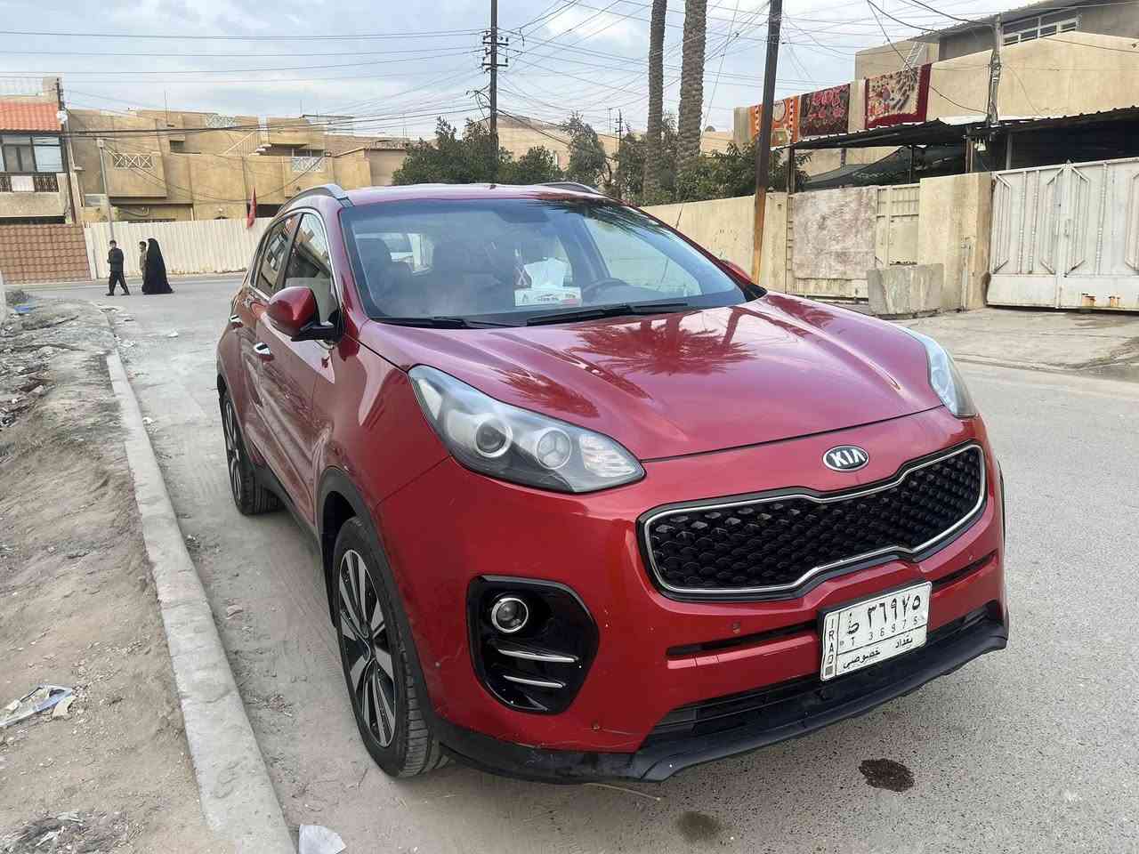 كيا سبورتج 2017  خليجيه ماشيه 96 الف بصمه صندوك كهرباء مري شفط ويل 19 محرك 2000دوش مكفوله من الصبغ  بيع او مراوس ***********بغداد الزعفرانية
