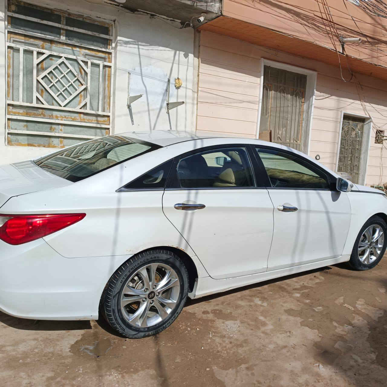 سوناتا موديل 11خليجي بيه قطعتي صبغ بس مكاني كربلاء جاملغ المامي.وباب الخلفي مداور مباشر ***********سعره 98وبيه مجال حد جيه بس
