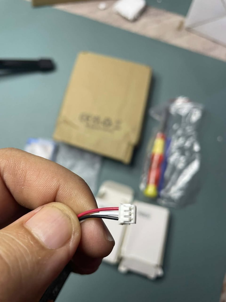 متوفر بطاريات جوستك بلي 5 داخلية  ليثيوم ايون بوليمر  السعة 4000 ملي امبير قطعتين جديدة لوك كبس مامستخدمين القطعتين على اول تم 20 الف شامل التوصيل


**إذا كنت صاحب هذا الإعلان وتريد حذفه لأي سبب، رجاءا أرسل رسالة إلى الدعم الفني**