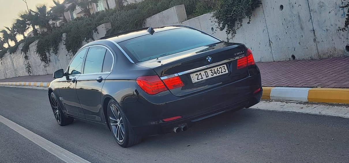 السلام عليكم
Bmw 730 f02

محرك n52 المرغوب

موديل ٢٠١١

السياره خليجية
مكفوله كفاله عامه من الصبغ
السياره كامله مناقصهة شي
فول مواصفات
مكينة مرغوبه
سلايد
شاشه يوتيوب
لايت داينمك
٥ بردات
صندوق صفط
ثلاجة
سيدي جنجر
وبعد هواي موصفات اهل الخبره يعرفوهة
بيع مستعجل السعر ١٩٥ ورقه وبيهة مجال بسيط
المكان سليمانيه الاستفسار ***********
