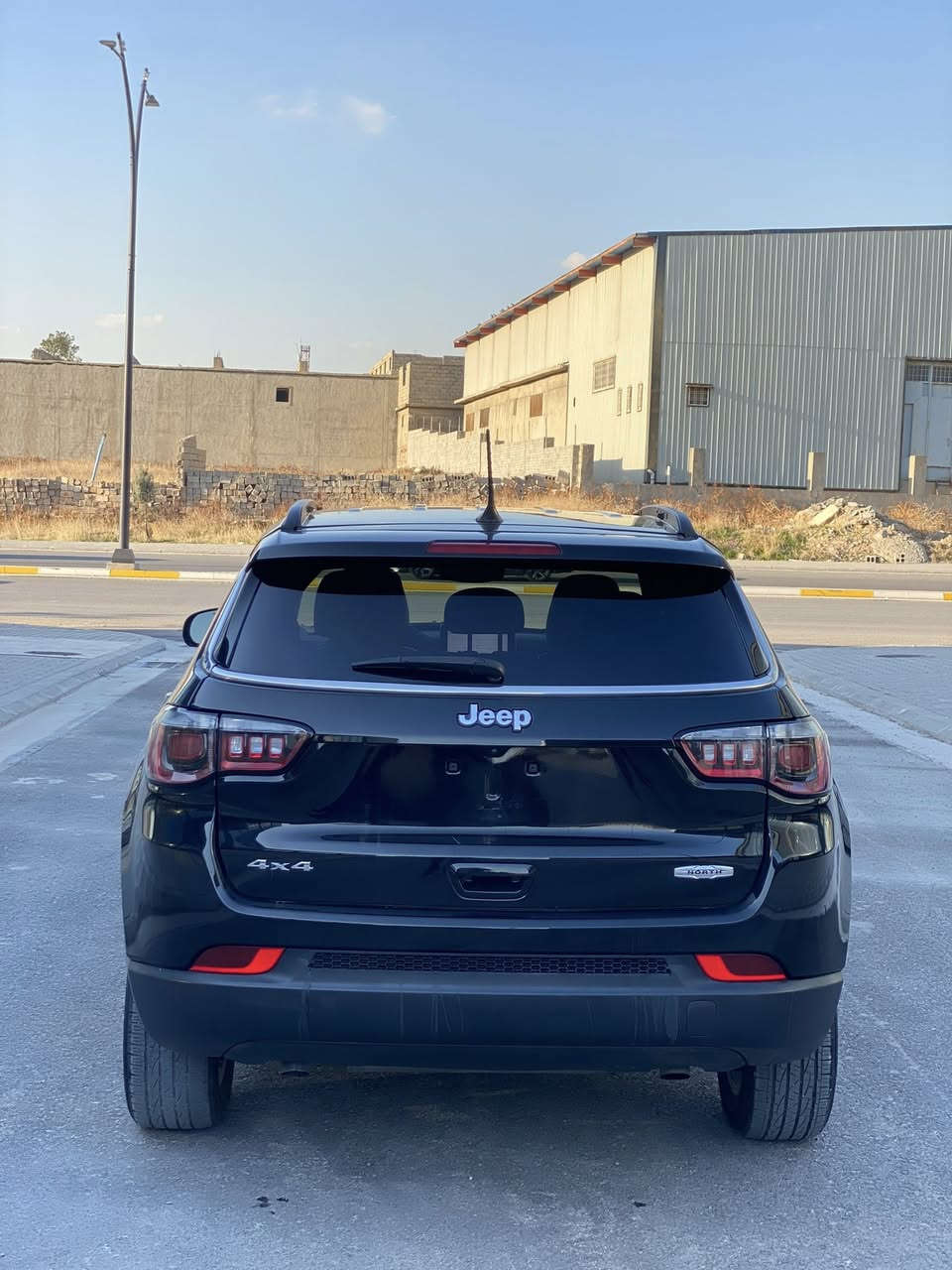 Jeep Compass Latitude North
2023 

جيب كومباس شكل جديد موديل : 2023

اللوان : اسود

عداد المسافة : 14 الف

حجم المحرك : 2.0 Turbo ( 4,سلندر )

ملاحظة السيارة : جاملغ تبدیل بلادي بدون صبغ جاملغ صبغ 
صور حادث موجود
الارباکات کل سلیم %100 

المواصفات  : Latitude North

فـول فـول مـواصـفـات 1/1

دةبل اكسل 4x4
جنطە کهرباي
‏‎كيج الكتروني 
‏‎بصمة ابواب 
‏‎بصمة تشغيل 
تشغيل عن بعد : Remote Start
‏‎شاشة دشبول ديجيتال
‏‎كاميرا
هاند بريك بصمة
اوتو هولد :  Auto Hold
اوتو ستارات : Auto Stard 
اوتو ستارات : Auto Stop‎
رادار امامي (تحديد مسار)
‏‎رادار جانبي (نقاط عمياء)
‏‎رادار خلفي (التحذير من الاصطدام)
‏‎حساسات امامي
‏‎حساسات جانبي 
‏‎حساسات خلفي 
نظام : AUTO
نظام :  ECO
نظام : SPORT
نظام : OFF-ROAD
نظام : SNOW
تحكم ستيرين
ستيرين هيتر
كشنات جلد
كشنات كهربائي
كشنات هيتر
تبريد لمس
تبريد مركزي
لايتات ليد عدسة زينون بيلادي
بروجكتر LED زينون بيلادي
بكلايتات LED بيلادي
ويل كروم سبورت

وبعد هواية مواصفات… 

بدون رقم تترقم شمالي فقط
اربیل سلیمانیە دهوك

مکانە سلیمانیە 📍

📞 0772 527 86 29
