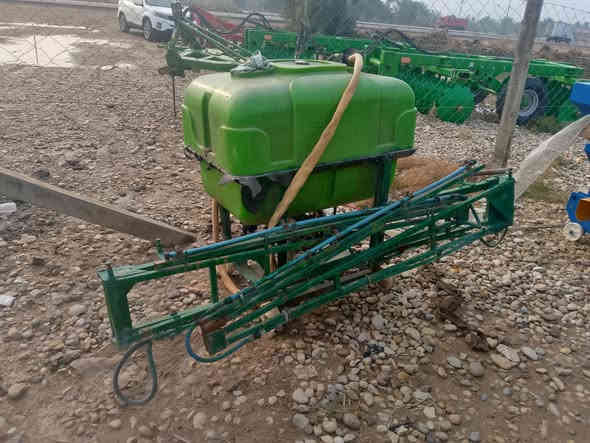 للبيع مرشة مستعملة في العزيزية//***********//***********
