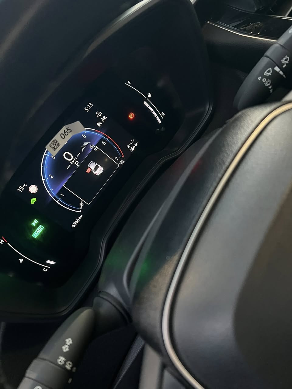 كورلا ٢٥ زيرووو ماشيه ٦ الف
شكل خليجي فوول مواصفات كفاله 
مكان فلوجه 
رقم بغداد 
***********
