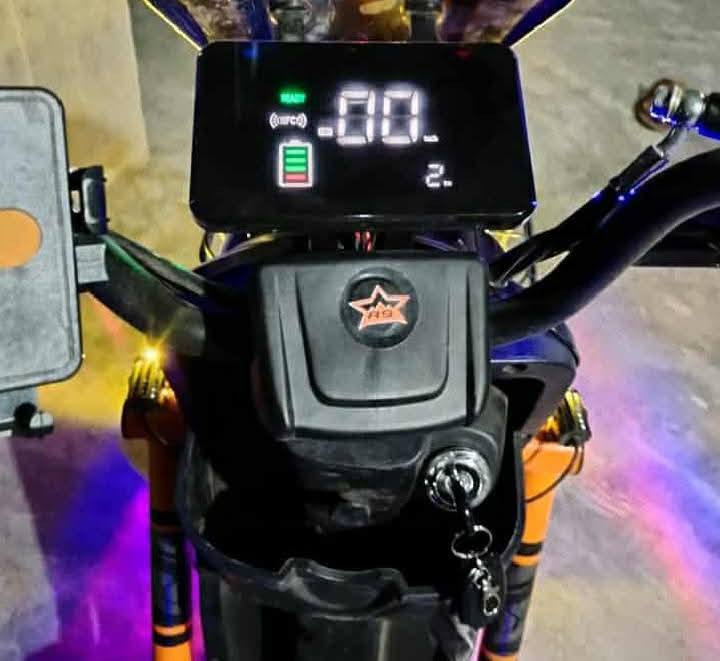 ماطور شحن للبيع جاهز شغال سويچ بصمة 5 بطاريات شغال كامل السعر 400
الاتصال ***********
