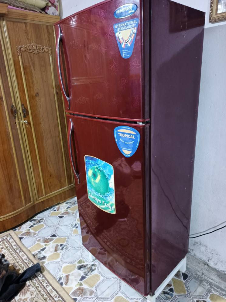 ‎ثلاجه  كبيره نضيفه جداً  فقط بس مدل الها غاز من فتره //***********‎ عمارة, ميسان
