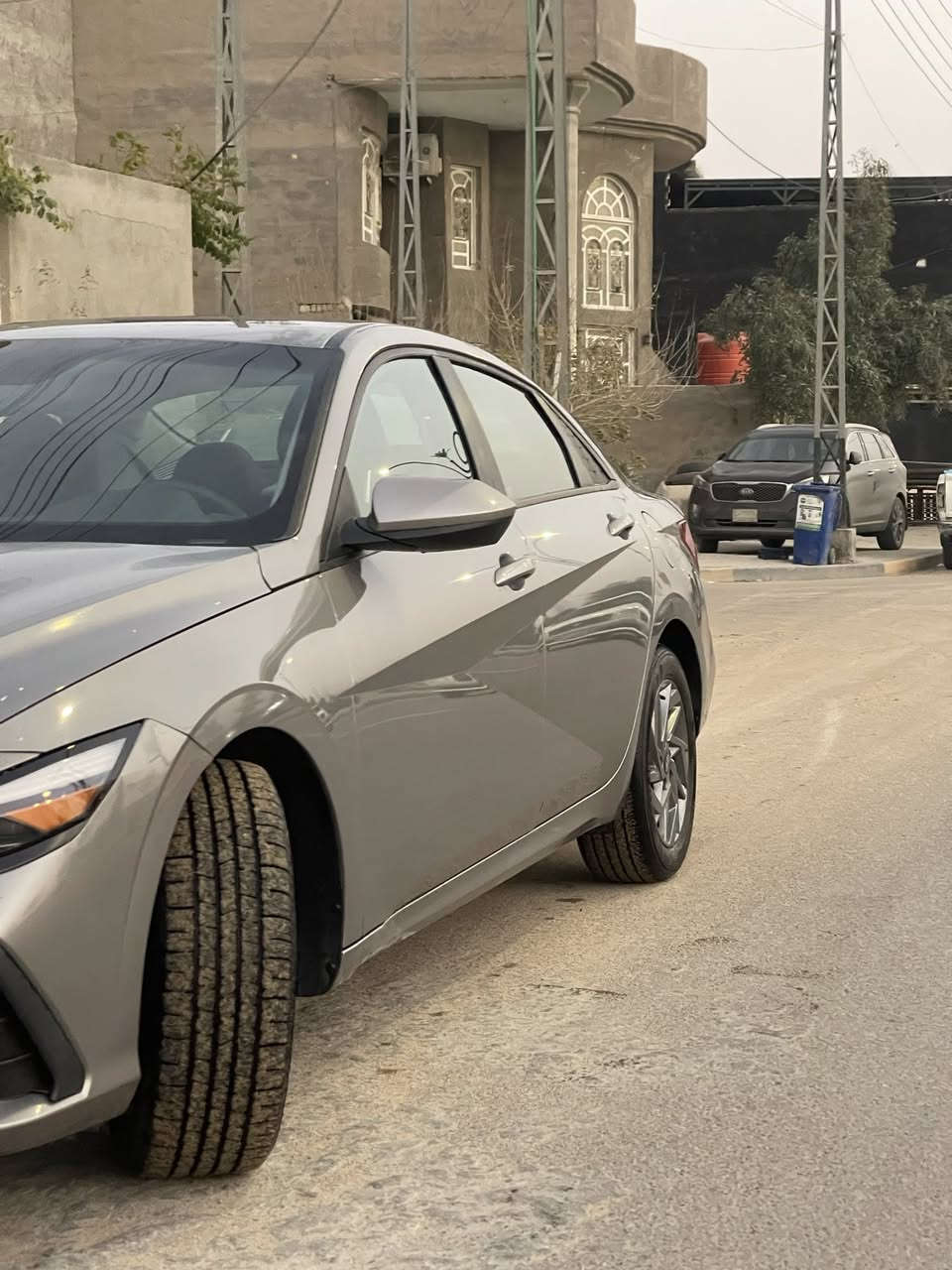 السلام عليكم انتره مديل 2024سياره جديده سياره كفاله نص فول بدون حادث المكان البصره السعر 165 سياره كتاب شهداء.     رقم الهاتف ***********
