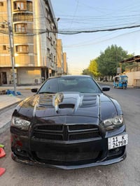 دوج تشارجر 2013 فتحة Rt 5700  رقم بغداد شرط التحويل بأسمي سنوية تقرا 8...