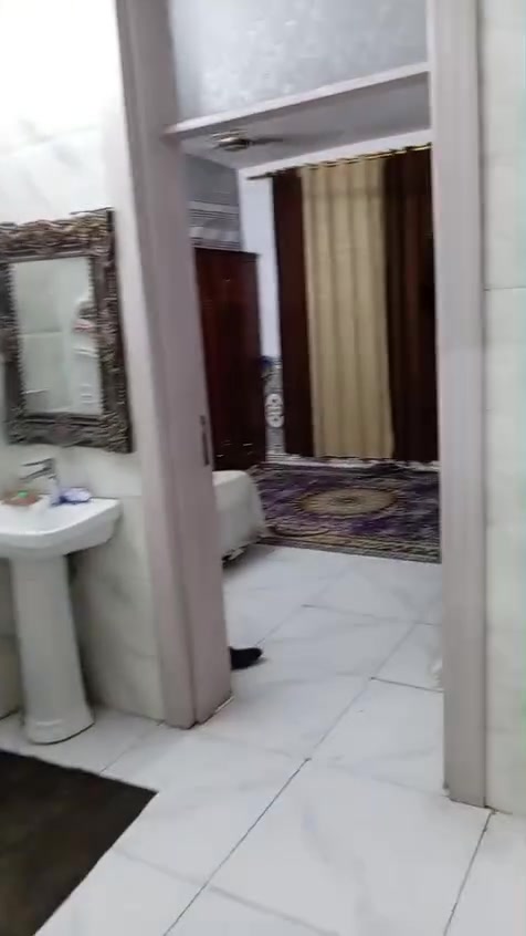 بيت طابو ١٥٠م ام الكبر والغزلان قريب على افران الزهراء
واجهه ٧ونص 
***********
