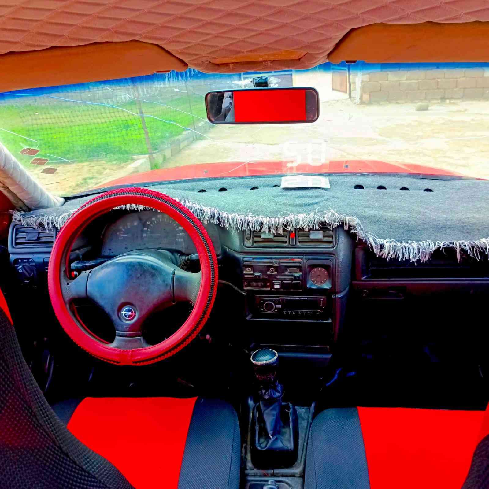 سلام عليكم فكتره للبيع حجم 16 صبغ حزام بدون معجون طخم جديد دوشمه جديده محرك كير نضاف السعر 38 بيها مجال 
‏‪0750 771 5898‬‏
