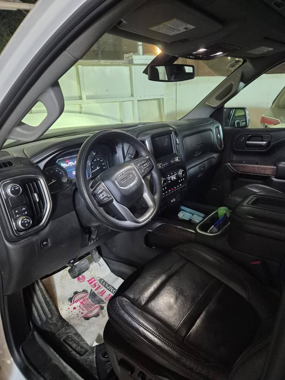 جمسي سييرا 21 دينالي فول
الحادث موجود بدون شواصي
موجوده بغداد المنصور
***********
السعر 28000 ألف
ماشيه 99 ألف
