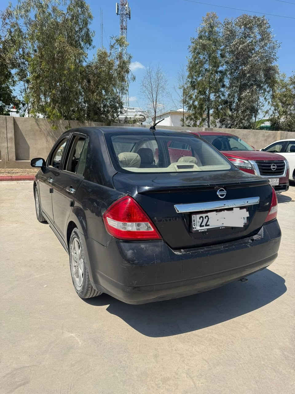 Nissan tida 2009 نيسان تيدا ٢٠٠٩ صندوق

(شاشە ئايپاد - کاميرە - ئاوێنە کارەبایی - جام کارەبايی 
سەنەوی و ڕەقەمی نوێيە 
گێر عادیە و مەكینە و تەبرید بەشەرت 
رەقم و سنوی نوێیە بەناوی خۆمە
70 وەرەقە و کەمەک مەجال 
***********
