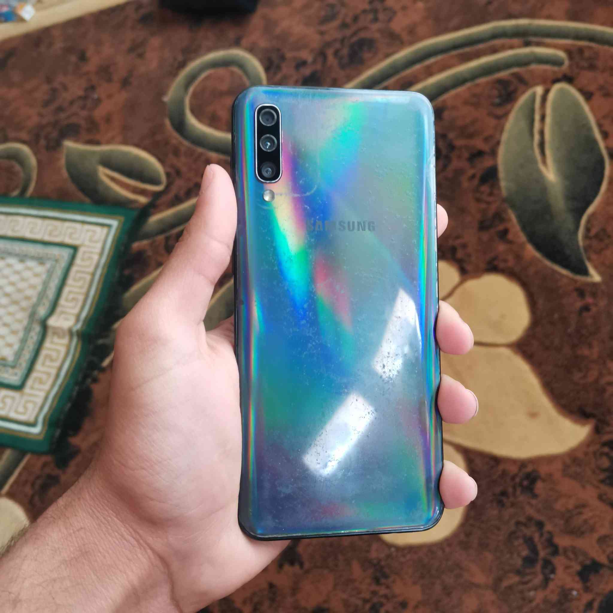 سلام عليكم موبايل للبيع اي خمسين A50
ذاكرته 128 عشوائية 6 امبدل شاشه جهاز حلو ومرتب
سعره 70 الف (سعر ثابت) رقمي ***********
