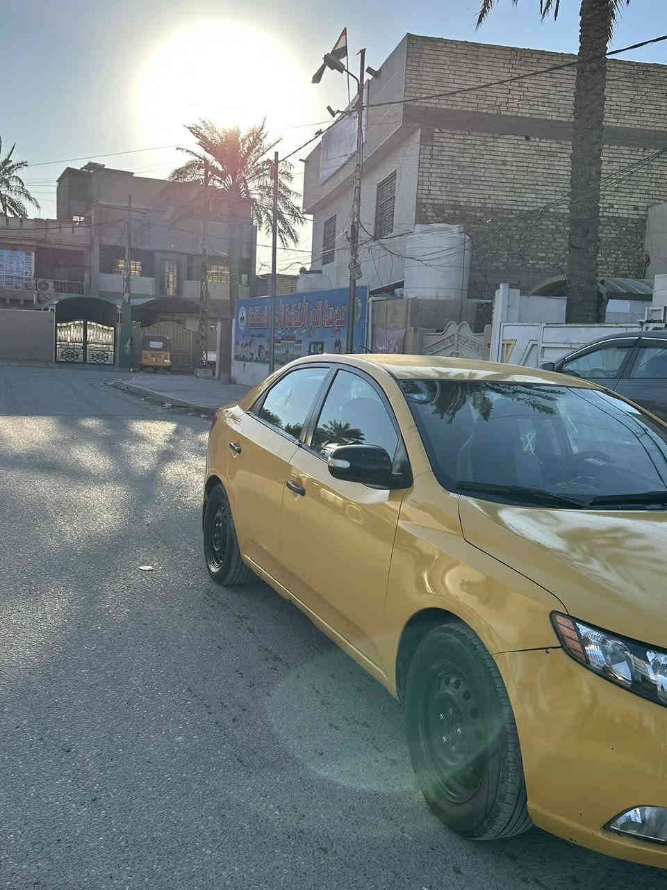 فورتي 2010 وارد امريكي 
رقم بغداد بسمي 
مكينة 2000 دوش 
منضومة غاز 
تخم تاير جديد 
مكان بغداد الكمالية 
رقم المبايل ***********
