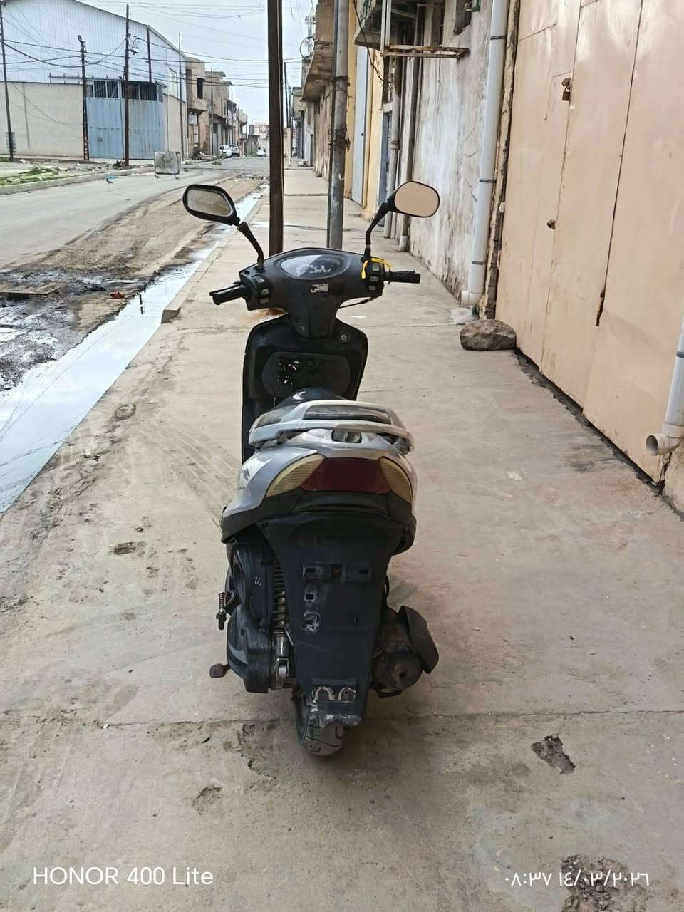 دراجه ماكس للبيع السعر 600وبيها مجال هاذ رقم صاحب الدراجه *********** مكان الدراجه موصل  حي الثوره
