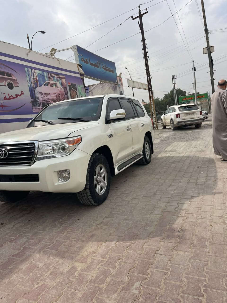 السلام عليكم لاندكروز 2013 #مصفحه كاز كير اوتو أدوات كفاله بدون كص
السياره جاهزه من كلشي حداديه كير مكينه كله جاهز 
مكانه ميسان العماره 
*********** 
مامتواجد على النت
