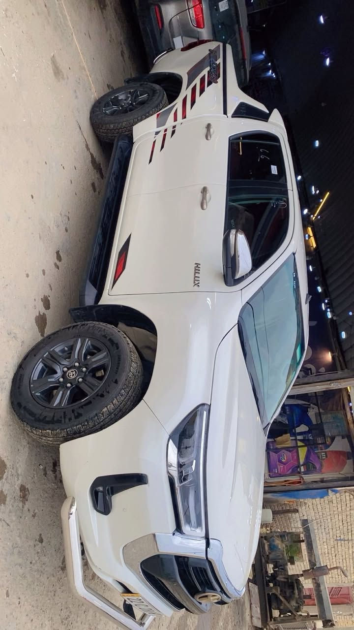 الهم صلي على محمد واله محمد 
تيوتا 
TRD 2021 V6
فول مواصفات سيد نهرو 
ماشي130الف حقيقي مكفول كفالة عامة
رقم اربيل تخم تاير السياره جديد مابي النقص 
ناصريه مركز ‭0 782 437 9578
