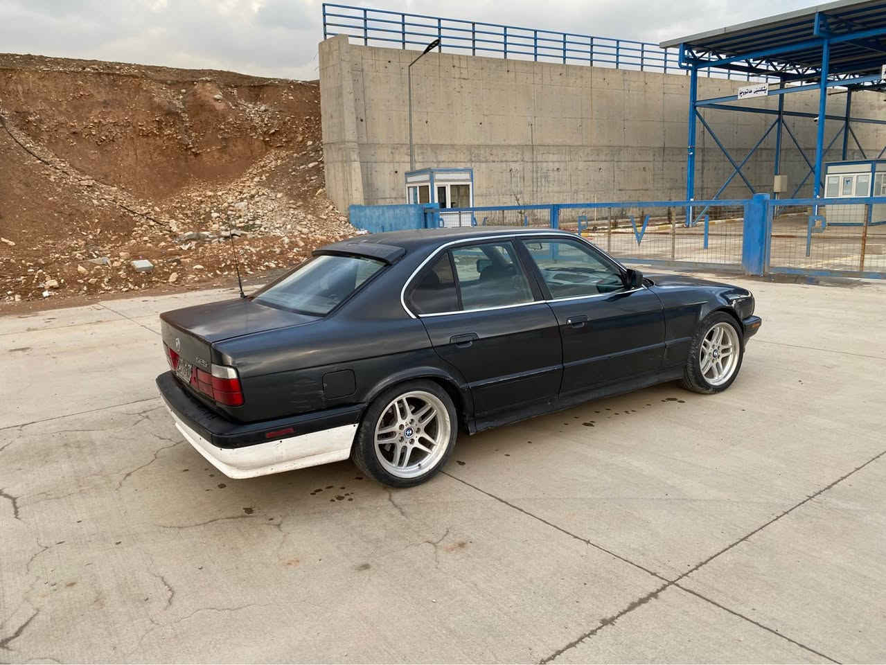 مؤديل ۹۳ بيلاد ٥۲٥تؤماتيك گيرو مةكينه بةشةرتى سةوتو بوخارو دوكةل بئ ليدران ۳پارچه بؤياخ بئ ناوگرتن ئةواليةت بةشةرت سةيةراكه ۲٥٠مةسراف نيه تةبريد گةرمو ساردى مةزبوته پيشو پشتى تونده جام كارةبةى ئاوينه كارةبةى گيچةكانى هةموى ئيشةكان سحر۳۷مةجال گؤرينةوةواش دةكةم شوين شةقلاوه Singapore


**إذا كنت صاحب هذا الإعلان وتريد حذفه لأي سبب، رجاءا أرسل رسالة إلى الدعم الفني**