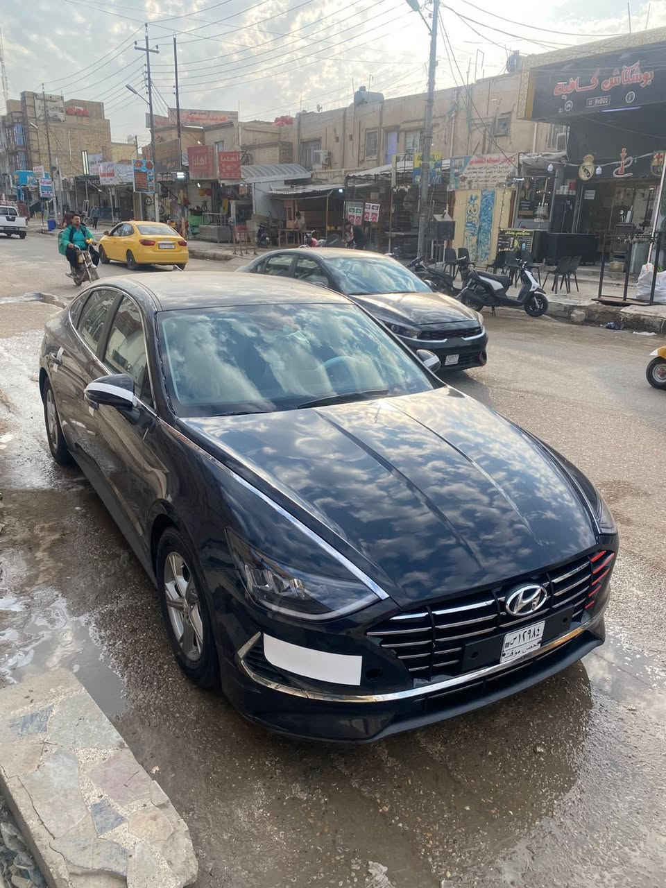 سلام عليكم
سوناتا 2023 دخول جديد 
بدون رقم تترقم كل المحافظات
ماشية ٢٦ الف سيارة جديدة 
حادث بنيد وجاملغ فقط 
مكاني ميسان العمارة
السعر ١٥٥ وبيهة مجال
*********** واتساب فقط
