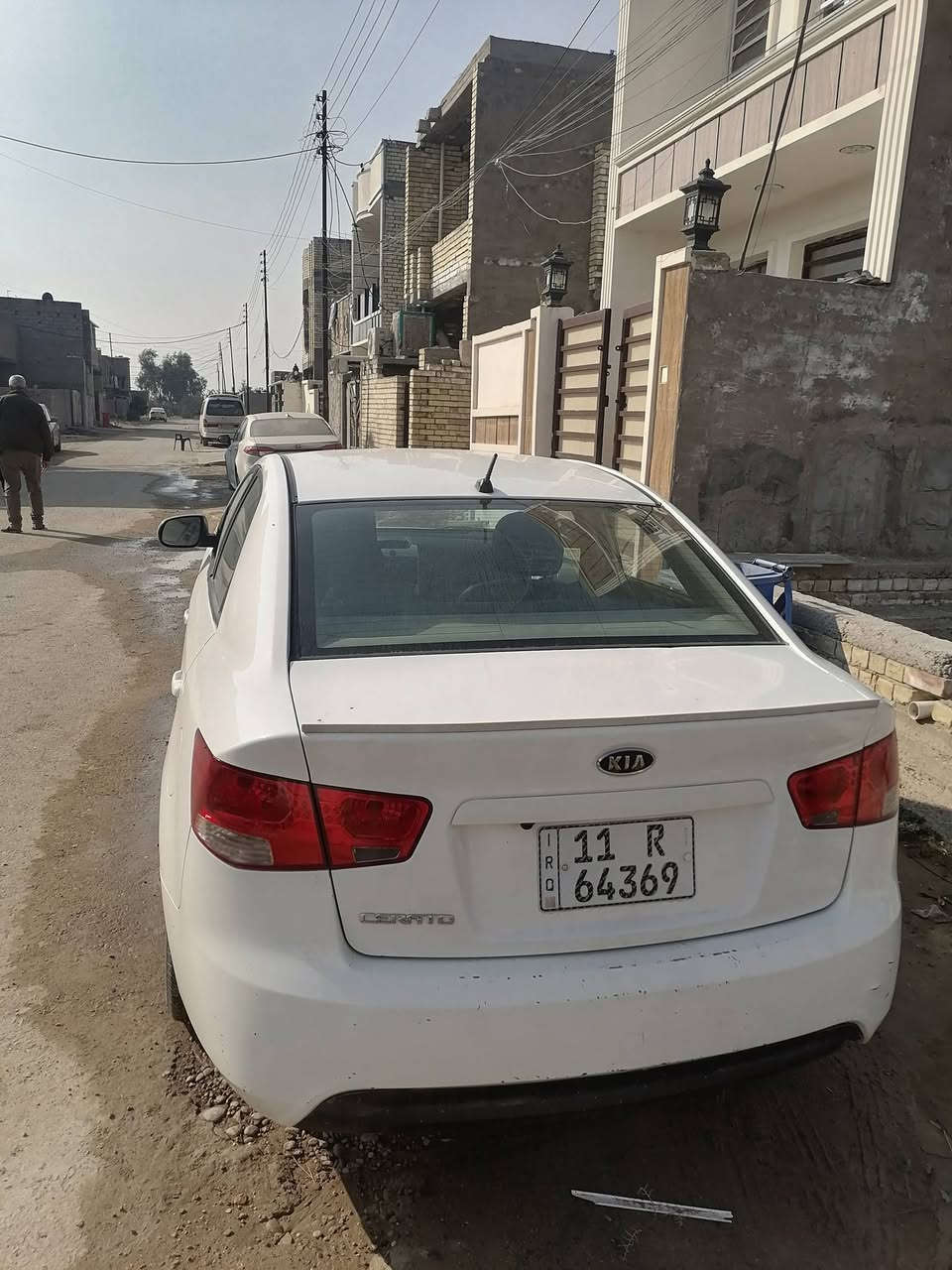 السلام عليكم
سيراتو خليجي ١٦٠٠ دوش ٢٠١٣
رقم بغداد باسمي رقم انكليزي تحويل ثاني يوم
سيارة مثل ما موضح بالصور مابيها حادث بس بيها خدوش شوية السعر ١٠٣ وبيها مجال حك الجية
الدورة البوعيثة
***********
