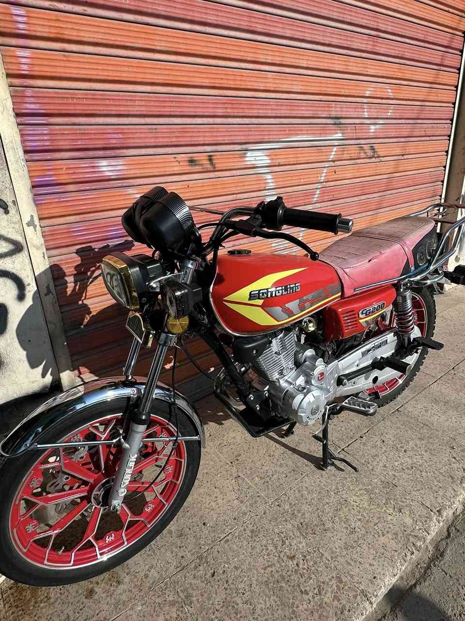 س ع دراجه سيفان 5 كير  2024 برغي مامفتوح بيه  جديده لوك منفيس اصلي كله كامله مكمله بصمه. كهربائيات كله شغاله  عل بلاد 
***********
