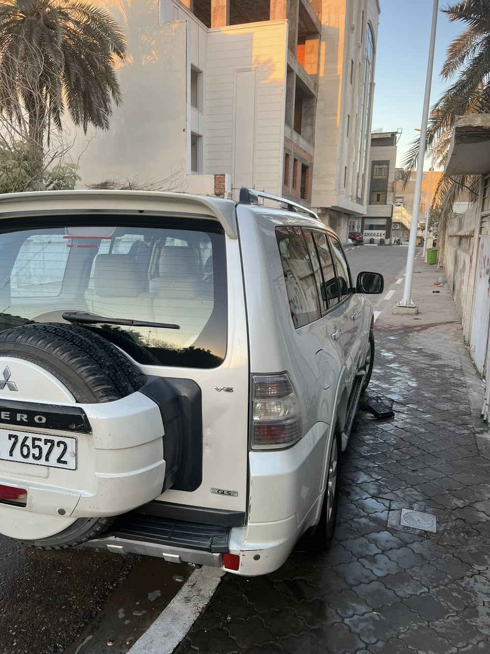 باجيرو حبتور 2014 خليجي رقم بصرة انكليزي بأسمي
مواصفات فول 
السعر 165 ومجال بسيط للشراي عنوان بصرة مناوي باشا. 
***********
