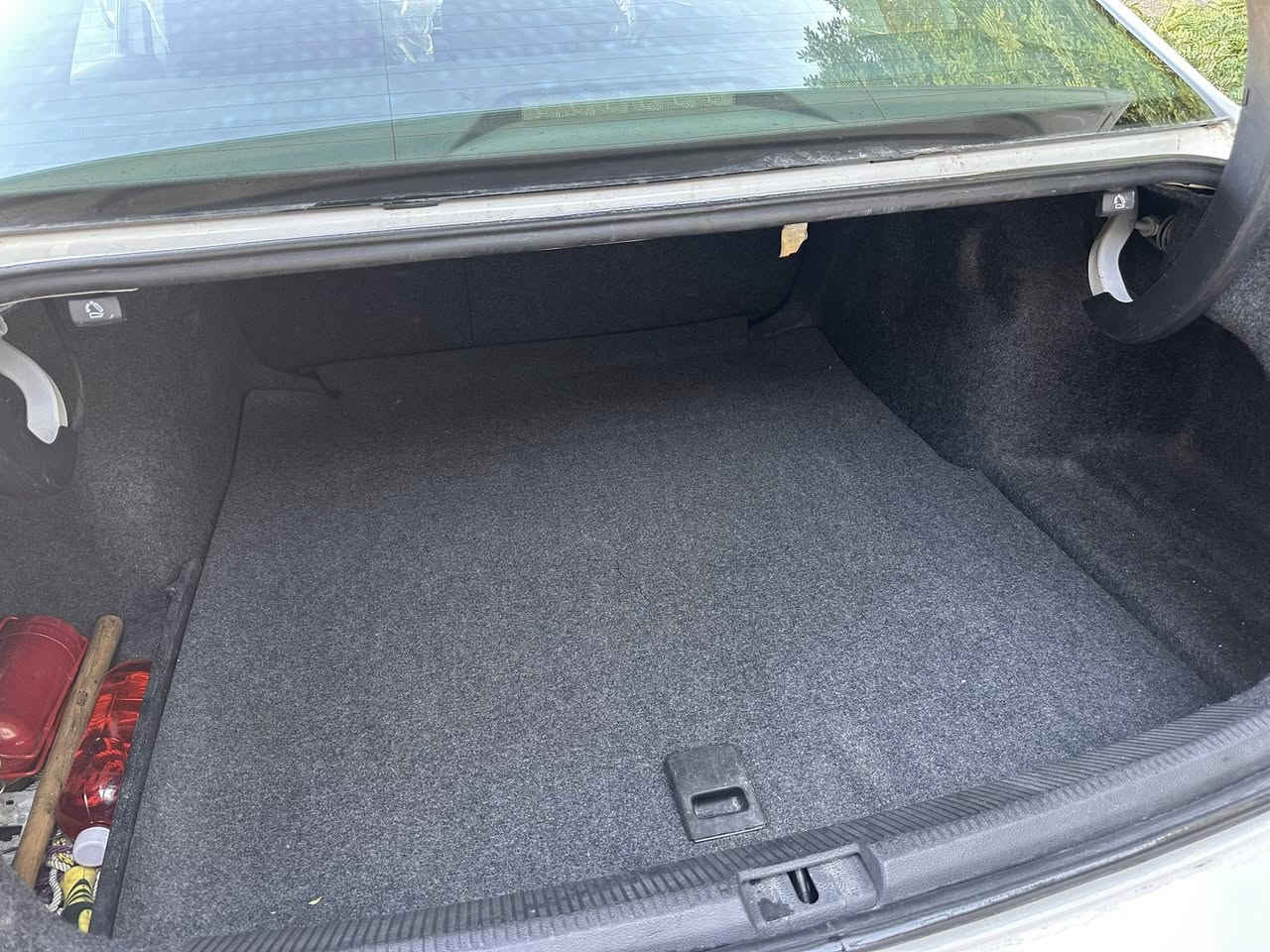 🔴باسات 2015
ماشي 160كيلو وليس ميل 
سياره مال بيت كلين كلش جديده
سعرها 168بي مجال 
الشراي يتصل ***********
رقم هزه سنويه براد كلشي جديد وباسمي 
بطاقة بانزين موجود 
مكاني كركوك
