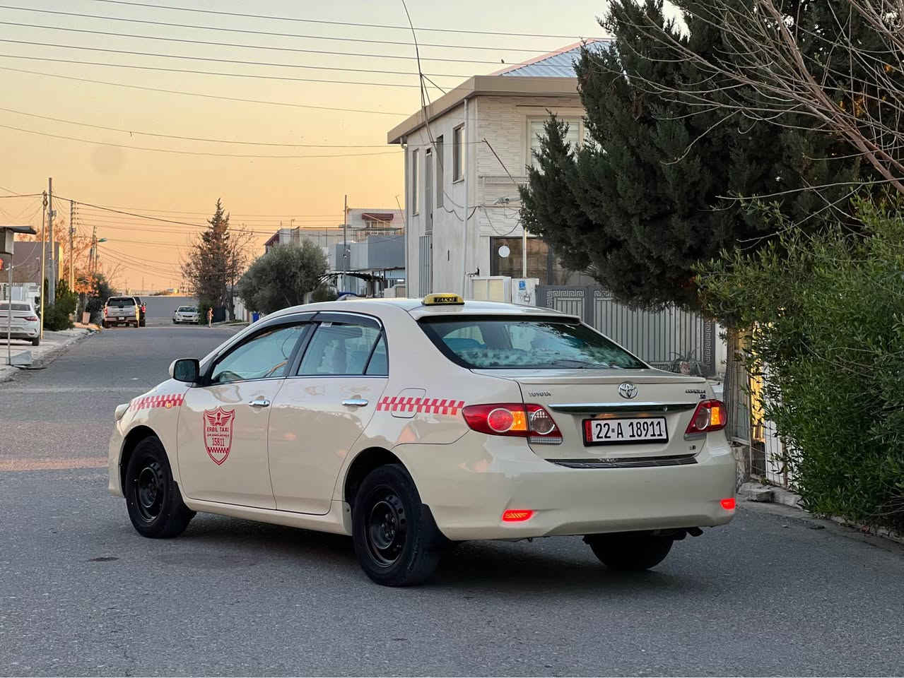 toyota corolla
مۆدیل ٢٠١٢ 
گێڕ عادی 
مەكینە بیلادی 
بۆیاغ دوو پەڵەی بچوك 
سەنەوی ھەزە نوێ تعویل وەكالە بەشەرت 
تەقە و ڕەقە دەعامی لۆ دەعامی بەشەرت
سعری 149$ شوێن ھەولێر 
*********** أربيل, العراق
