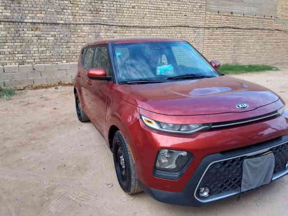 السلام عليكم
كيه صول موديل 20
وارد امريكي حادثها جاملغ الأيمن 
أي قطعة صبغ مابيها سيارة حلوة جاهزة 
اطفاء ذاتي ..تحكم ستيرن.. مكينة دوش 2000 
رقمها بغداد بأسمي 
السعر..143 وبيها مجال حگ الجية 
رقمي للتواصل ***********
