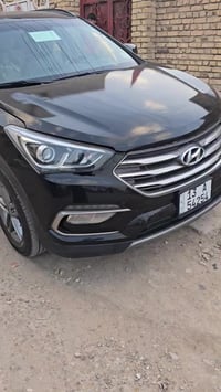 ياالله موديل ١٧ مكينتها ٤ سلندر  حجم ٢٤٠٠ سياره كفاله فقط بنيد صبغ  تخ...