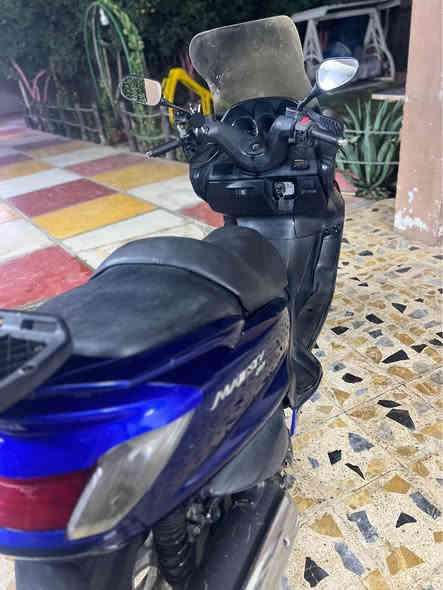 سلام عليكم ماجيستة 400 دبل فصلة محرك بلادي موديل 14 سكيورتي كهربائيات كلها شغالة الدراجة عليها ادامة نوزل وفيتبم وجويتر ودهن وماي راديتر اخضر . بيها منفيست كامل والسعر 8 والمكان سامراء للتواصل *********** سامراء
