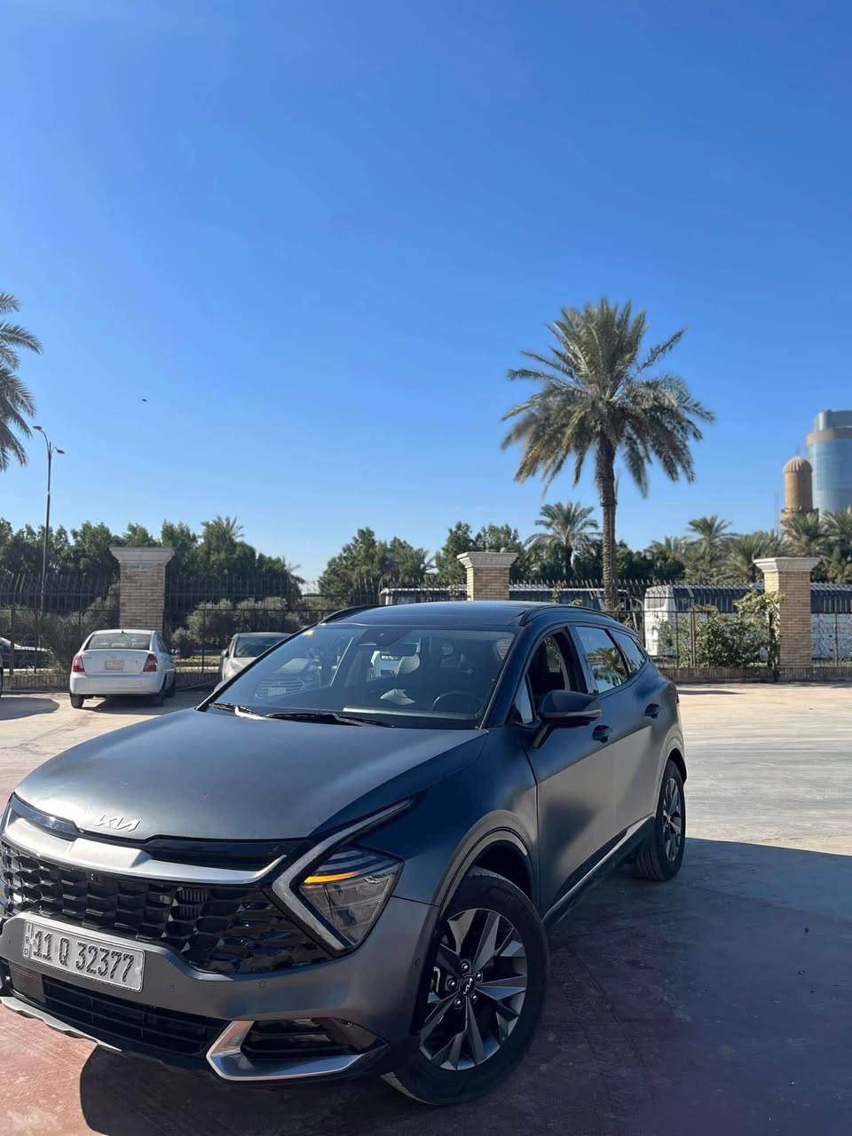 سبورتج هايبرد 23 فئة برستيج اعلى مواصفاة شنو ابالك موجود رقم بغداد لون مميز طافي مات ماشية 44 ميل  السونار بالمنشور
مراوس بسيارة بلكن هايبرد فقط 
***********
