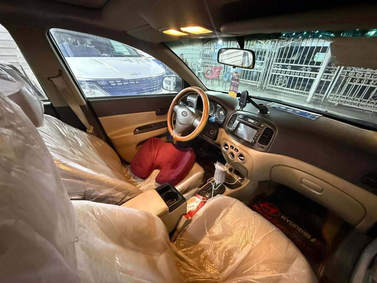 سلام عليكم
اكسنت مقدس للبيع مديل 11 
محرك 1600 اصل ابلادي 
فول موصفات 
فتحه 
اشاير بل مري 
ويل كب 
كامره شاشه 
مكفوله كفاله عامه 
محرك وكير بل جيس 
السعر 98 وبها مجال 
رقمي *********** وتساب
