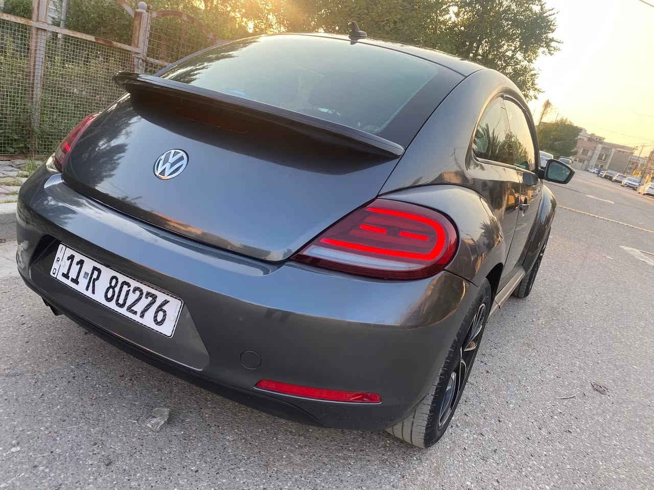 فولكس فاجن بيتل موديل 2013
محرك 2500

صدر امامي و خلفي كله جديد الداخل ابطاين وغرفه جدد

ادامه كامله منظومه ماء وبانزين

تخم تايرات وباتري جديد

رقم بغداد دولي بسمي تحويل ثاني يوم احولك 

السعر 88$

مكان السيارة بغداد 

ممتواجد ع الفيس رقمي ↘️

***********
